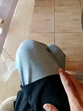 Snapshot of Anal_Fisting9 chatting on 11.21.25 Anal Fisting9 online show from 11.21.25