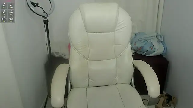 Snapshot of Abby_Halliwey chatting on 02.22.25 Abby Halliwey online show from 02.22.25