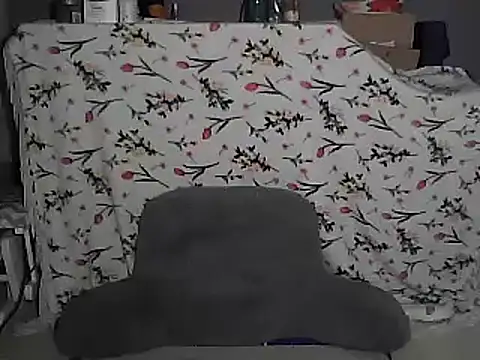 Snapshot of MsPink_Flamingtoes544 chatting on 02.08.25 MsPink Flamingtoes544 online show from 02.08.25