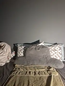 Snapshot of MsPink_Flamingtoes544 chatting on 09.24.25 MsPink Flamingtoes544 online show from 09.24.25