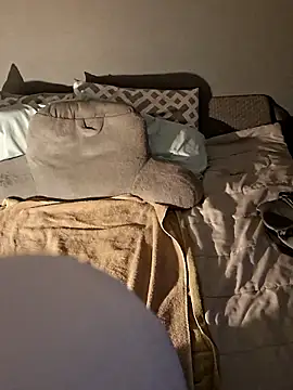 Snapshot of MsPink_Flamingtoes544 chatting on 12.03.25 MsPink Flamingtoes544 online show from 12.03.25