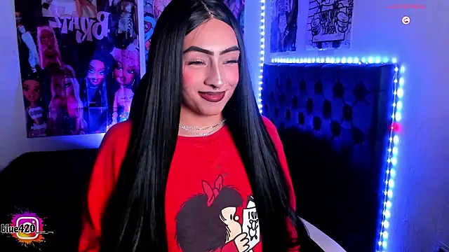 Skyler  blue4 online show from 02.28.26