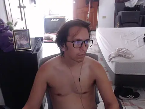 Snapshot of Pit_xxz chatting on 02.05.26 Pit xxz online show from 02.05.26