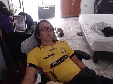 Snapshot of Pit_xxz chatting on 02.27.26 Pit xxz online show from 02.27.26