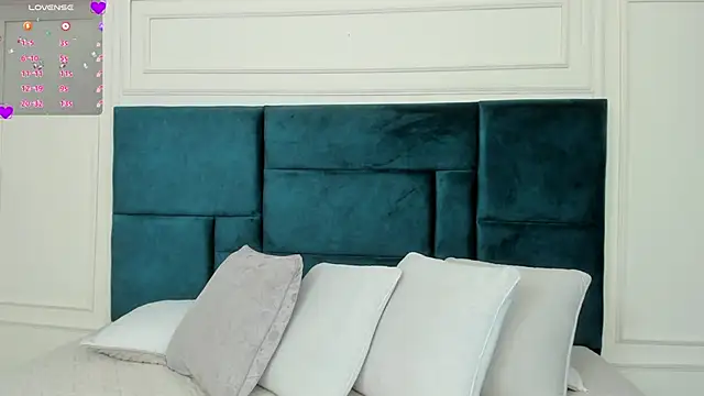 Charlotte Mayer online show from 02.01.25