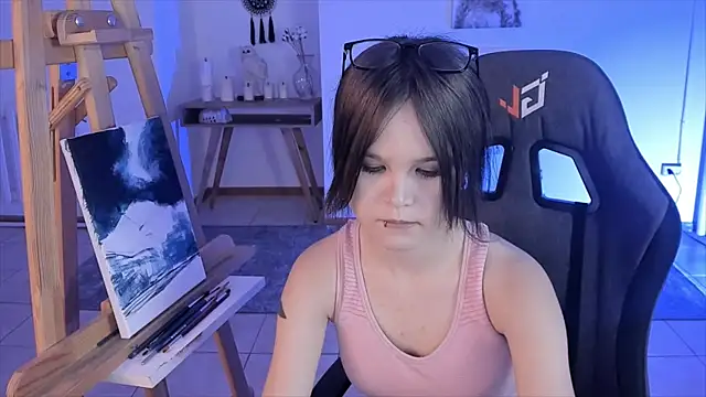 Elainebeness online show from 12.07.24