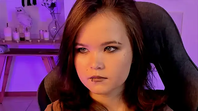 Elainebeness online show from 01.25.25