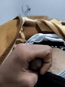 Snapshot of kinghunter21 chatting on 12.16.24 kinghunter21 online show from 12.16.24