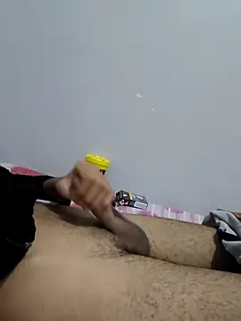 Snapshot of kinghunter21 chatting on 12.22.24 kinghunter21 online show from 12.22.24