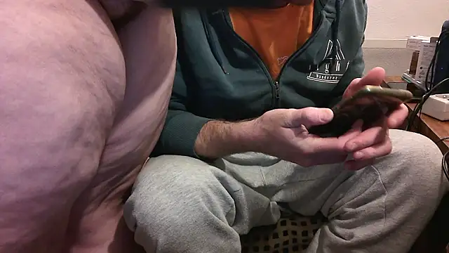 Maebi online show from 12.10.24