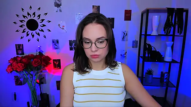 Snapshot of JaneWyatt chatting on 03.21.25 JaneWyatt online show from 03.21.25