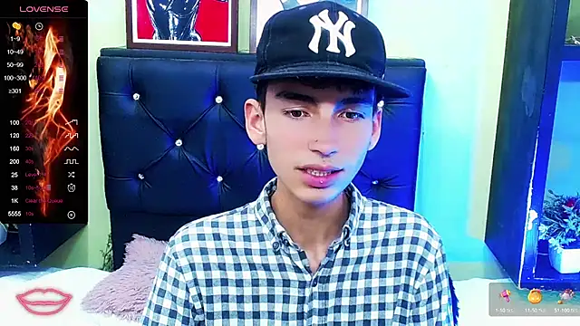 Snapshot of ttimy_x_boy chatting on 02.25.25 ttimy x boy online show from 02.25.25