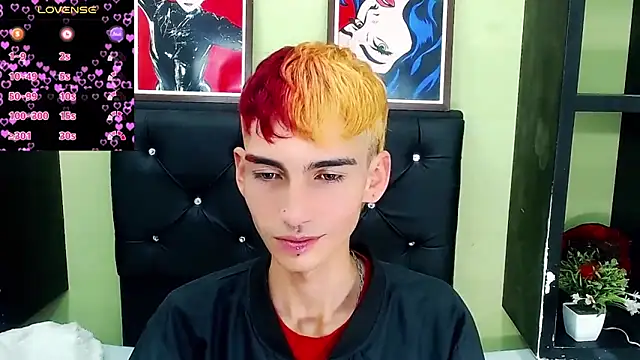 Snapshot of ttimy_x_boy chatting on 03.11.25 ttimy x boy online show from 03.11.25