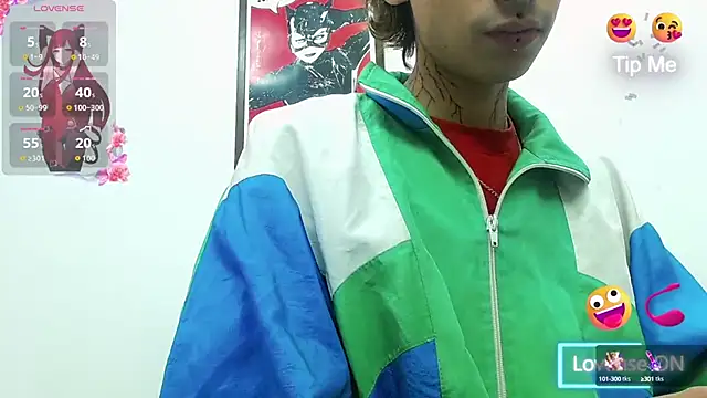 Snapshot of ttimy_x_boy chatting on 10.17.25 ttimy x boy online show from 10.17.25