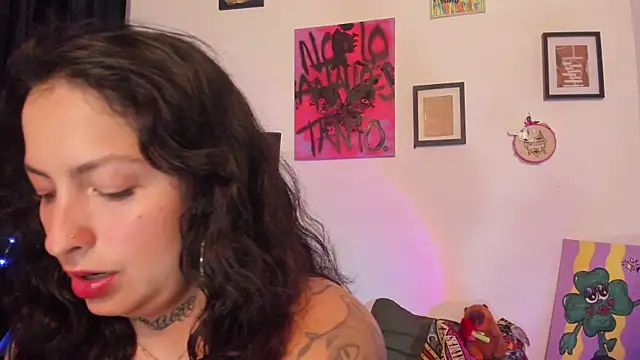 Snapshot of badsombra chatting on 11.15.25 badsombra online show from 11.15.25