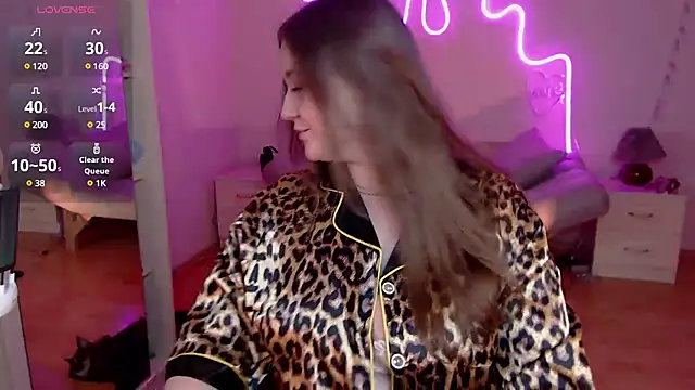 LizzyShine online show from 03.07.25