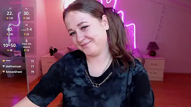 LizzyShine online show from 03.10.25