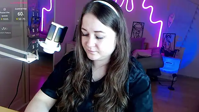 LizzyShine online show from 09.11.25