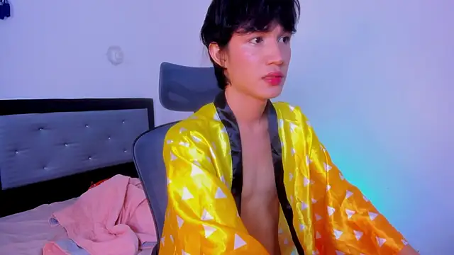 Johhan  Lee online show from 01.04.25