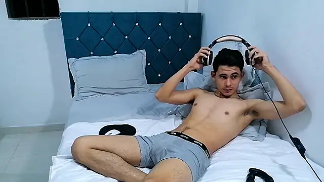 alexispaez457062 online show from 03.07.25