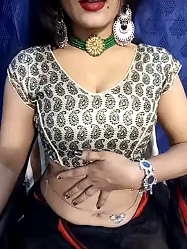 Snapshot of Stripy_Doll chatting on 12.10.24 Stripy Doll online show from 12.10.24