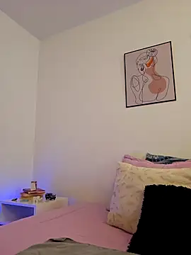 VictoriaEvaans  online show from 11.16.25