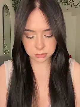  SweetCandyy online show from 12.17.25