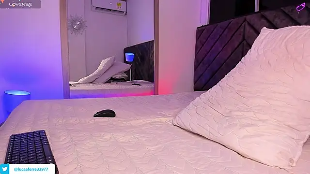 Snapshot of Luca_ferrer_ chatting on 02.09.25 Luca ferrer online show from 02.09.25