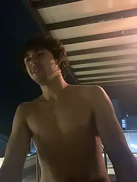 Snapshot of Luca_ferrer_ chatting on 03.19.25 Luca ferrer online show from 03.19.25