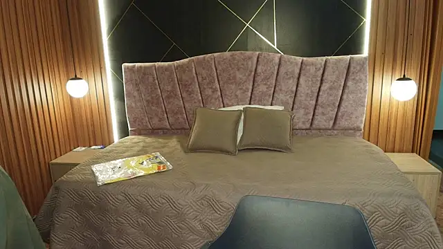 NatashaMason  online show from 05.26.26