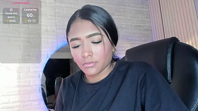 Snapshot of nicole__parker1 chatting on 02.18.25 nicole parker1 online show from 02.18.25