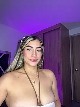 Issabela G1 online show from 12.06.24