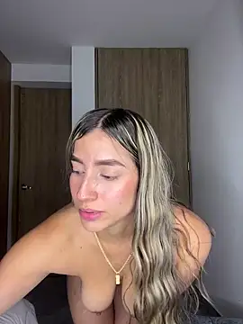 Issabela G1 online show from 01.02.25