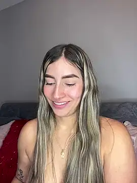 Issabela G1 online show from 01.08.25