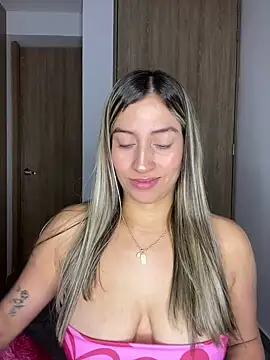 Issabela G1 online show from 01.28.25