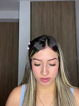 Issabela G1 online show from 02.10.25