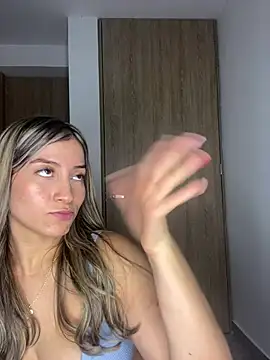 Issabela G1 online show from 02.26.25