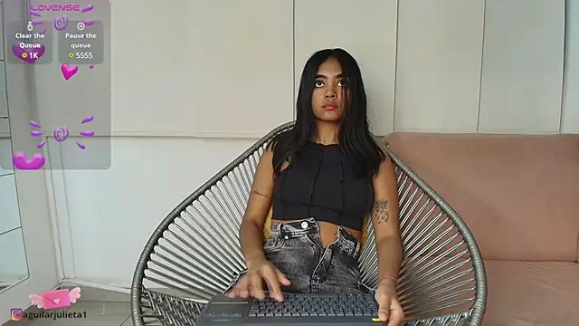 julieta aguilar1 online show from 01.04.25