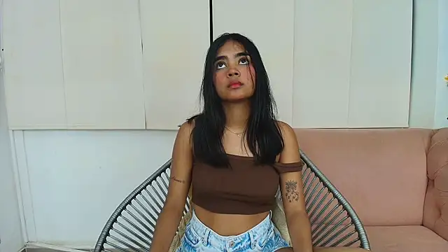 julieta aguilar1 online show from 01.06.25