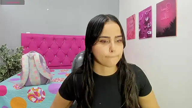 Snapshot of Helen_russo chatting on 11.16.25 Helen russo online show from 11.16.25