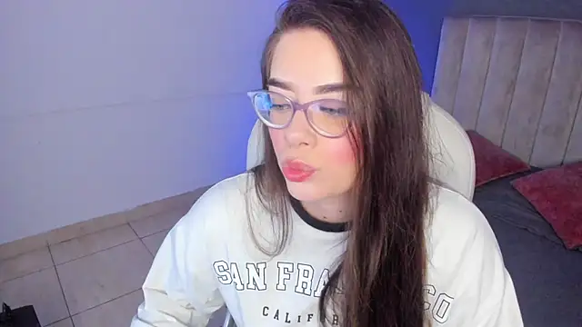 Snapshot of Charlotte_Olsen_ chatting on 02.13.25 Charlotte Olsen online show from 02.13.25