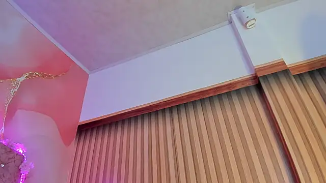 Bella  sweet online show from 03.04.25