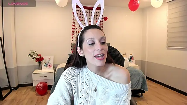 Snapshot of Nami_sunny chatting on 02.16.25 Nami sunny online show from 02.16.25