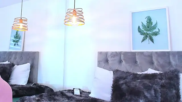 Snapshot of Nami_sunny chatting on 09.15.25 Nami sunny online show from 09.15.25