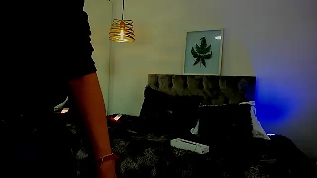 Snapshot of Nami_sunny chatting on 09.16.25 Nami sunny online show from 09.16.25