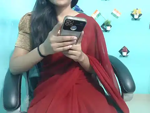 Yashi online show from 02.18.25