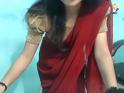 Yashi online show from 02.18.25