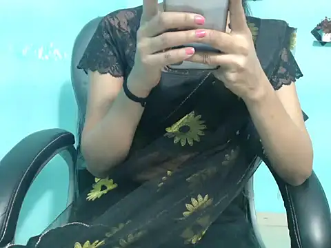 Yashi online show from 03.06.25