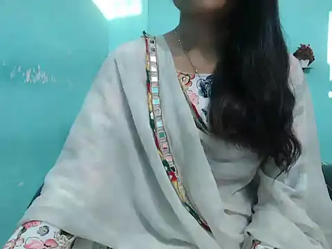 Yashi online show from 03.16.25