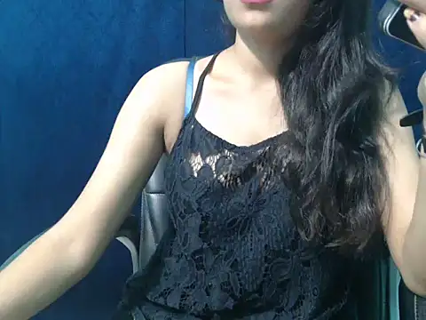 Yashi online show from 09.11.25